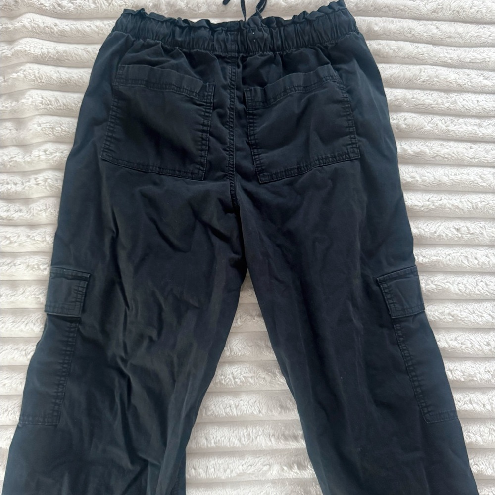 SO black jogger sweatpants with elastic waistband